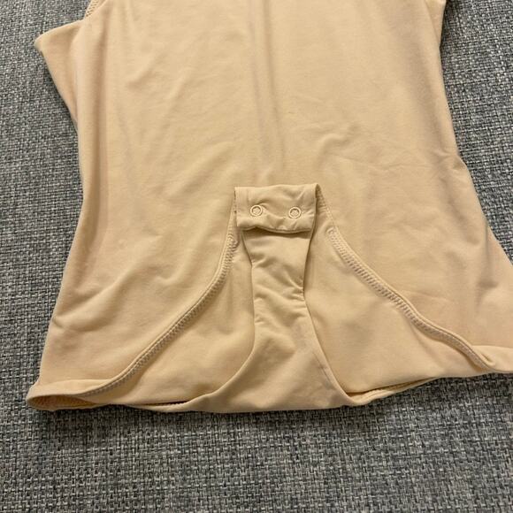 Skims Fits Everybody High Neck Thong Bodysuit Sand Beige Size XS Nude Shapewear - Picture 9 of 14